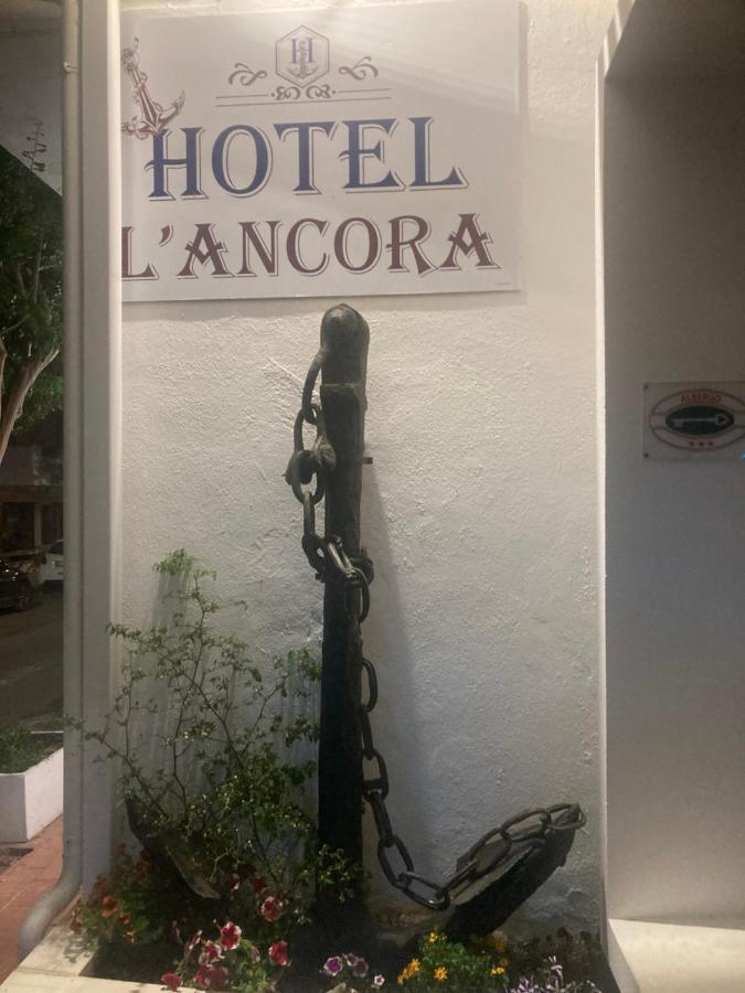 Hotel L'Ancora La Caletta Dış mekan fotoğraf