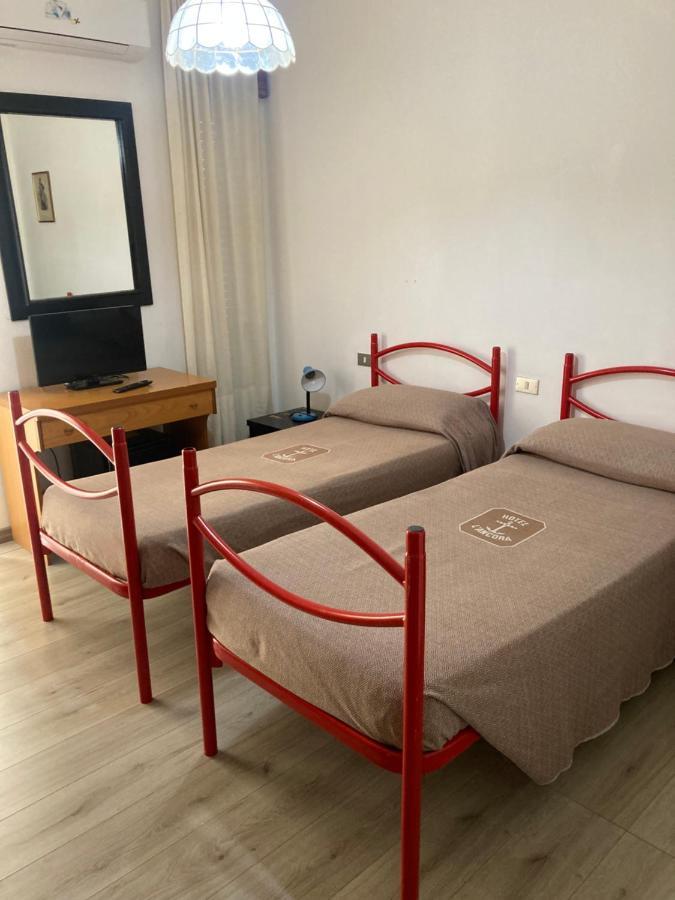 Hotel L'Ancora La Caletta Dış mekan fotoğraf