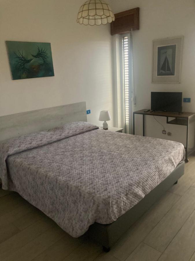 Hotel L'Ancora La Caletta Dış mekan fotoğraf